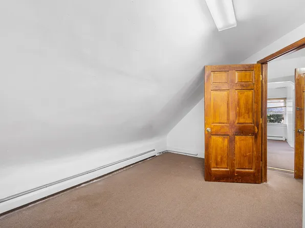 41 Garrison Avenue image 26 of 39