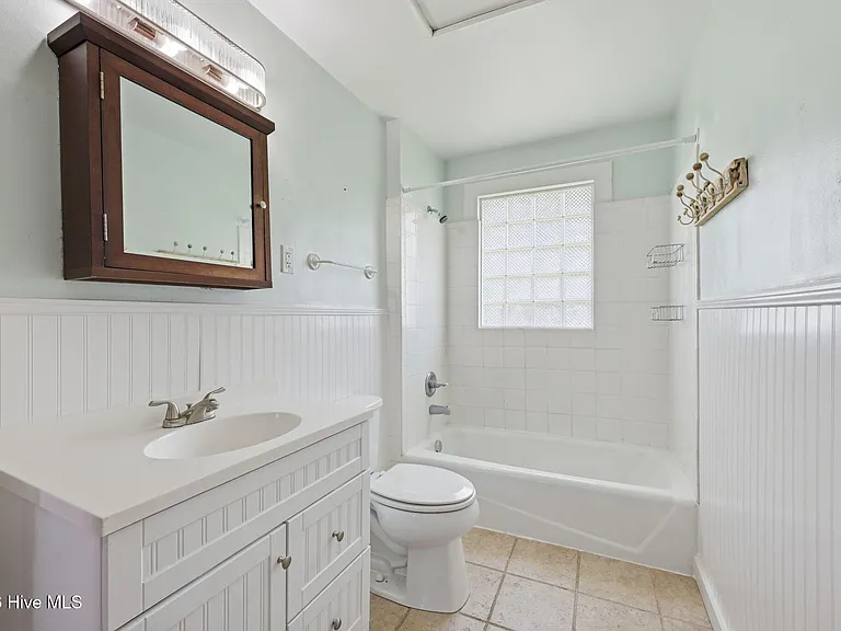 1304 Stallings Pkwy — Photo 15