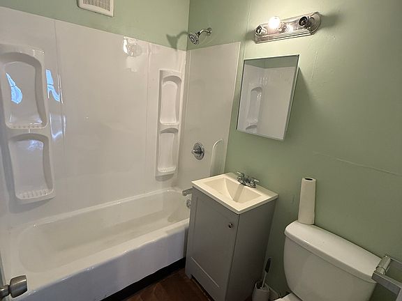 5th image of 20 Cypress St #1