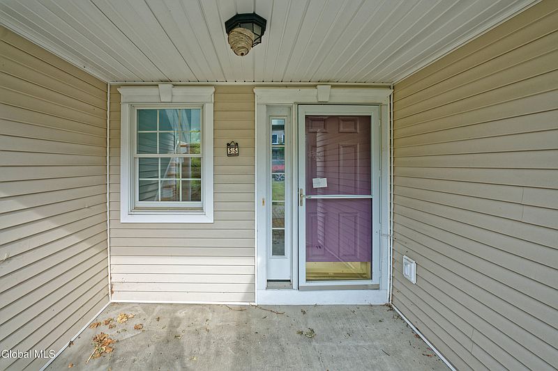 3rd image of 55 Lori Jean Place