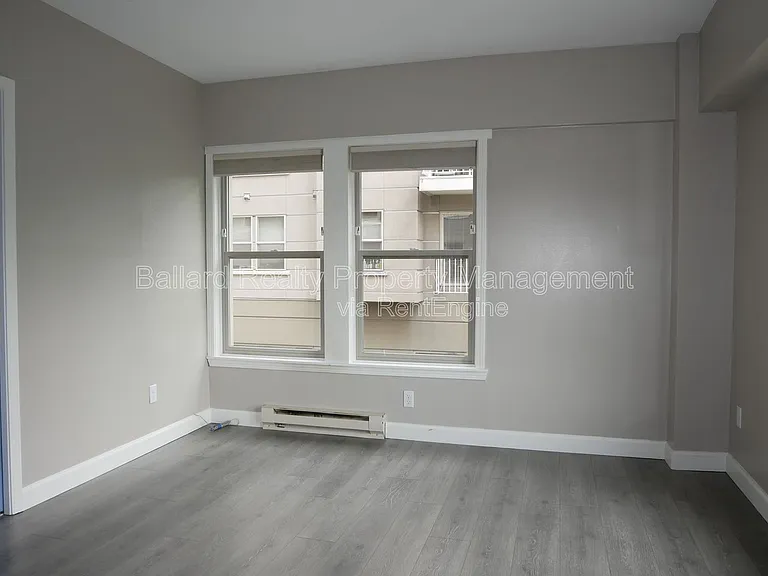 505 E Denny Way #102 — Photo 10