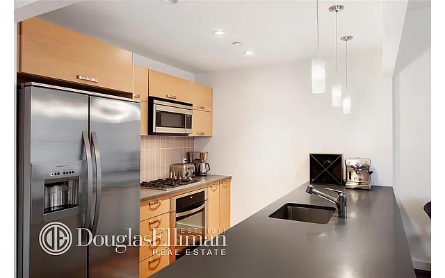 Sold by Douglas Elliman | media 16
