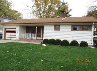 801 W Metzen St, Harvard, IL 60033