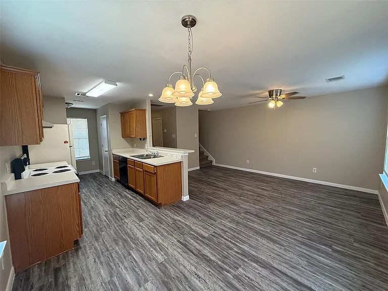 203 Marvin Cv — Photo 10