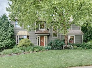 1645 Pin Oak Dr, Pittsburgh, PA 15237
