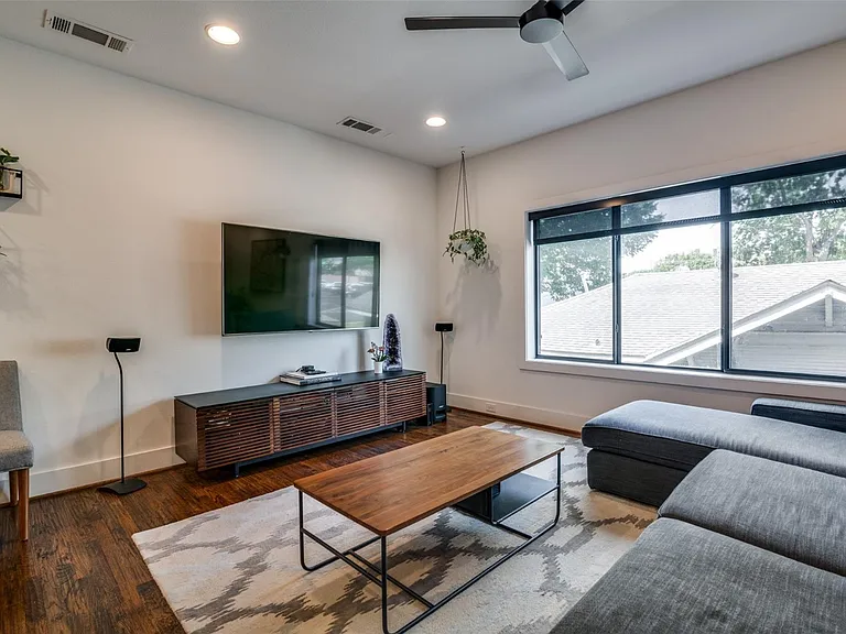 5604 Lindell Ave — Photo 9