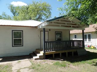 303 W 14th St, Ada, OK 74820