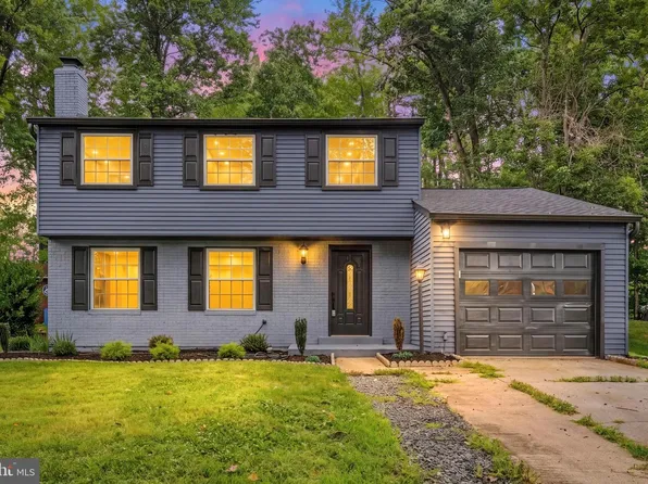 4046 Tarpon Ln, Woodbridge, VA 22193