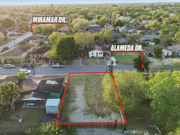 2803 Alameda Dr, Brownsville, TX 78521