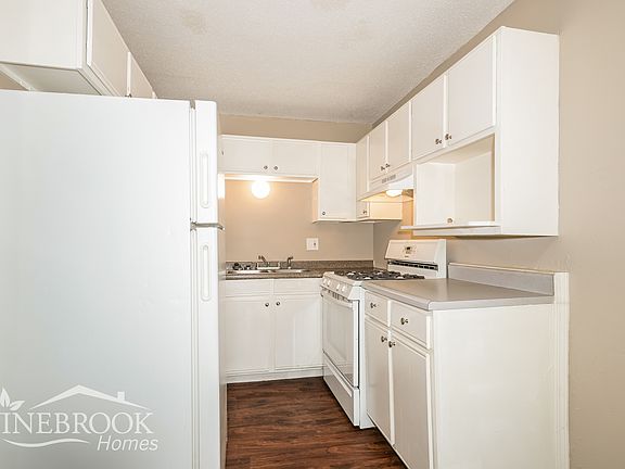 5th image of 2737 Dawnview Dr