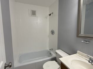 44 Standish Street, Hartford, CT 06114