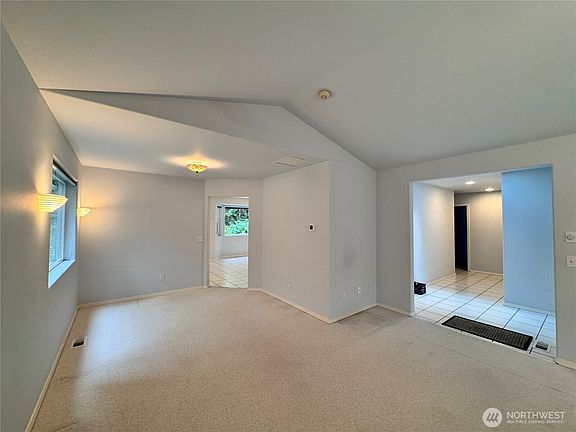 2nd image of 113 N Jensen Road
