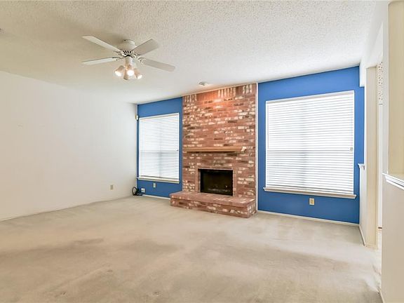 4th image of 715 Blossomwood Dr