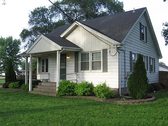 2nd image of 16741 Vincennes Ave