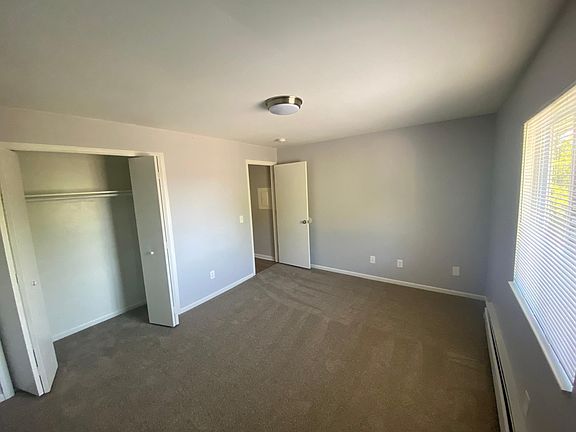 5th image of 1320 Vineland Ct SE