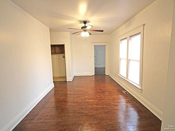 4th image of 424 W Prescott Ave