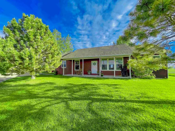 2039 Lane 10, Powell, WY 82435