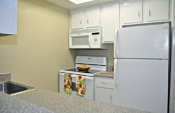 1st image of 4515 Briar Hollow Pl APT 311