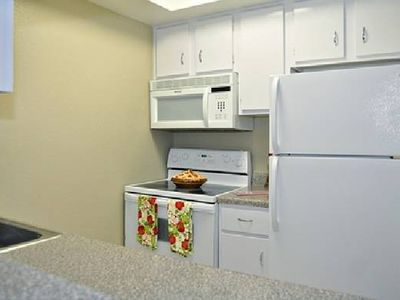 4515 Briar Hollow Pl APT 311, Houston, TX, 77027