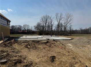 2207 Hackberry St, Springfield, OH 45505