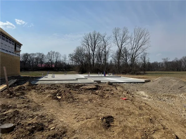 2207 Hackberry St, Springfield, OH 45505