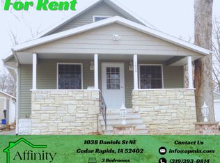 1038 Daniels St NE, Cedar Rapids, IA