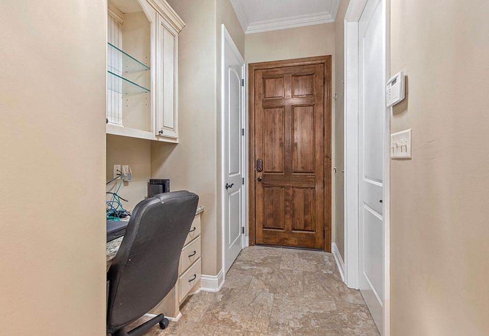1st image of 1328 Covey Ln