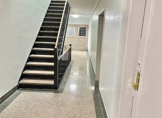 Rented by RealTegrity NY LLC | media 46