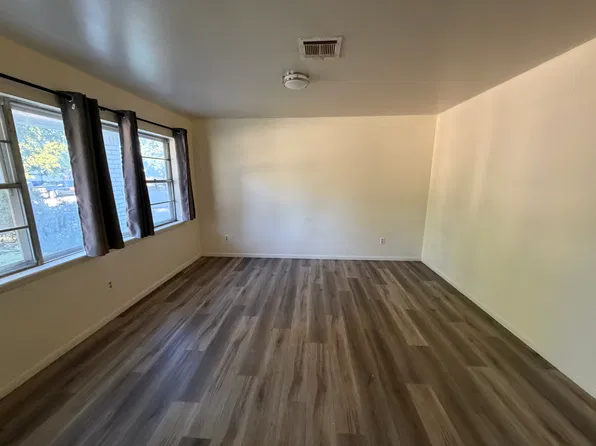 709 W Atlanta Pl, Broken Arrow, OK 74012