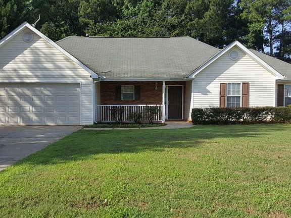 2nd image of 614 Waterford Ln
