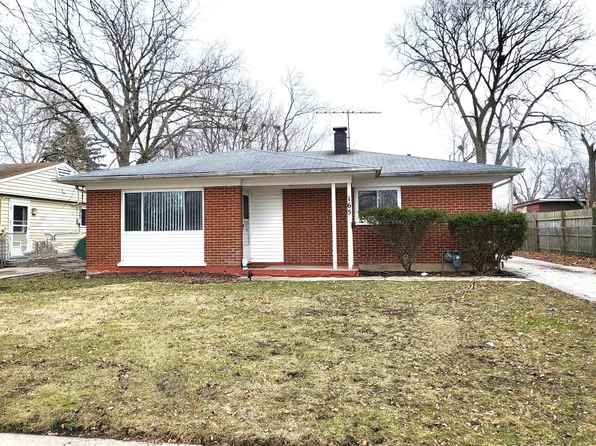 165 W Wayne Pl, Wheeling, IL 60090