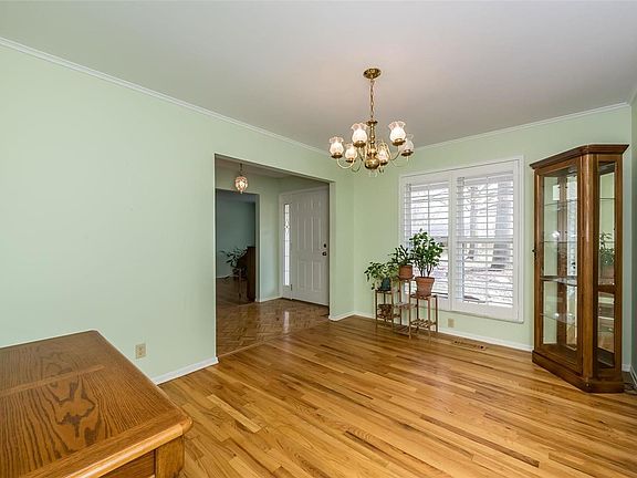 5th image of 9047 Grant Farm Trl