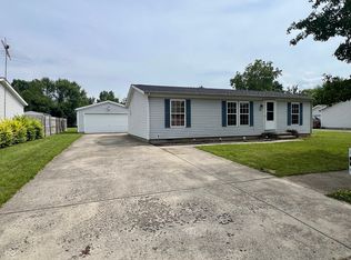 3307 Fall Valley Dr, Columbus, IN