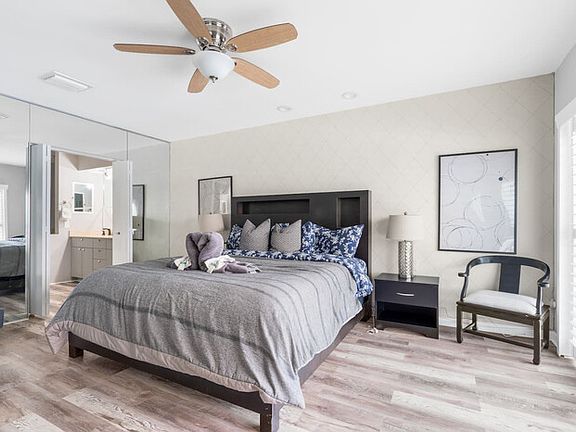 3rd image of 705 Flamingo Dr #705