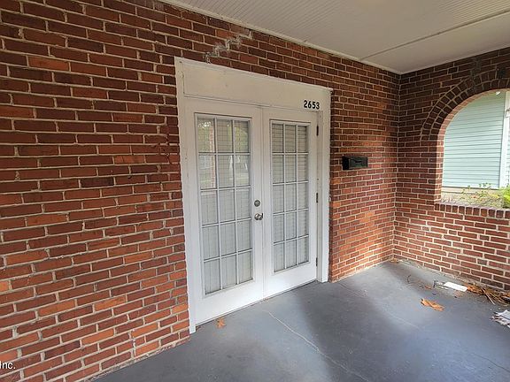 2nd image of 2653 College St