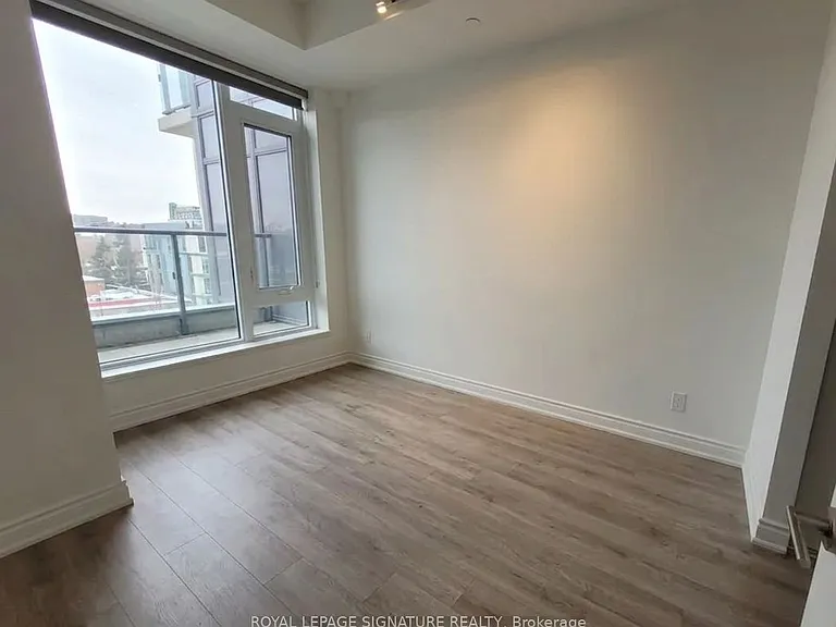 9618 Yonge St #512 — Photo 5
