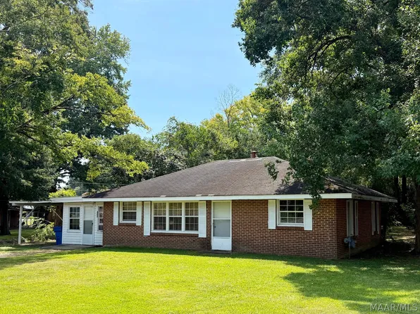 1030 Dozier Ave, Prattville, AL 36066