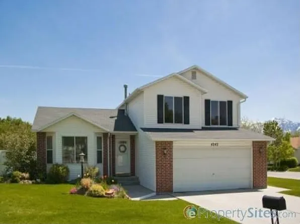 4242 W Brockshire Cir, South Jordan, UT 84009