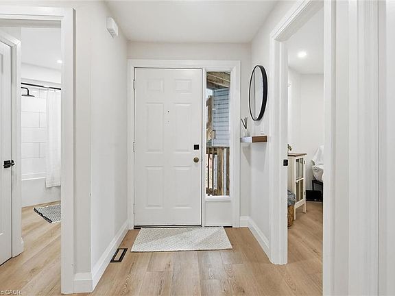 3rd image of 1210 Thorpe Rd #413