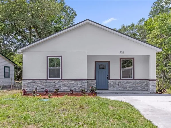 1126 S Thompson St, Deland, FL 32720