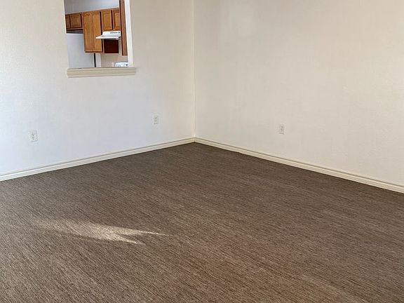 4th image of 1210 N Bangor Ave #B