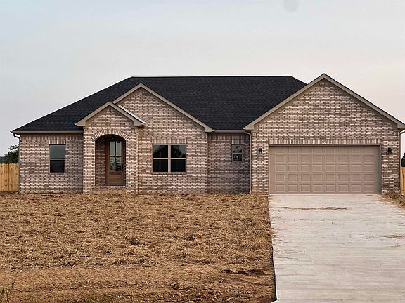 2nd image of 91 Marthas Field Dr
