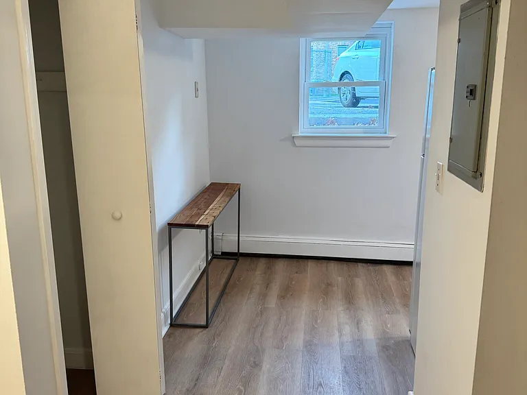 61 Selkirk Rd #1 — Photo 7