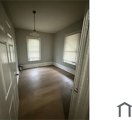 1044 Sparks St SW — Photo 3