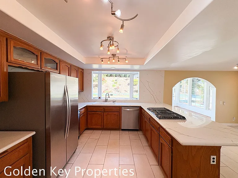 2475 Unicornio St — Photo 3