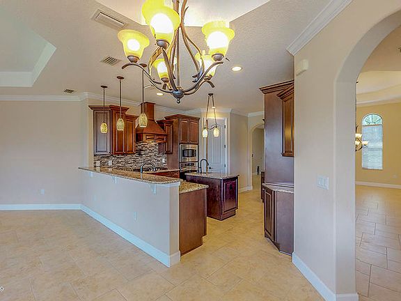 4th image of 3070 Levanto Dr