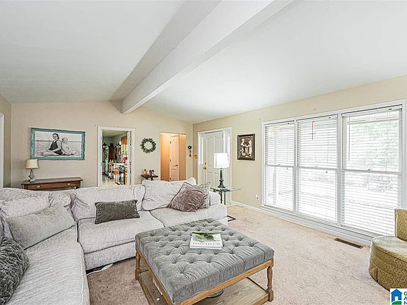 5th image of 2276 Larkspur Dr