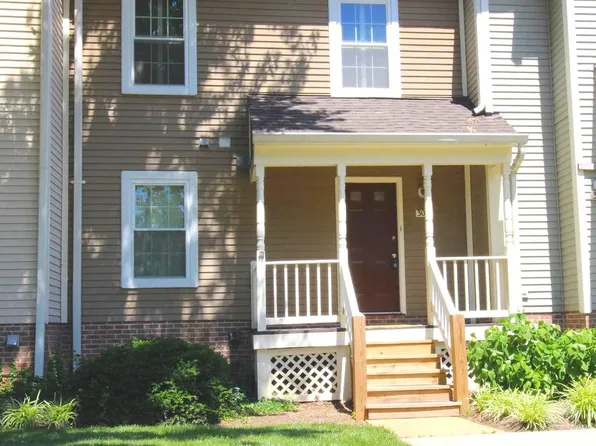 308 Locust St SE #24, Vienna, VA 22180