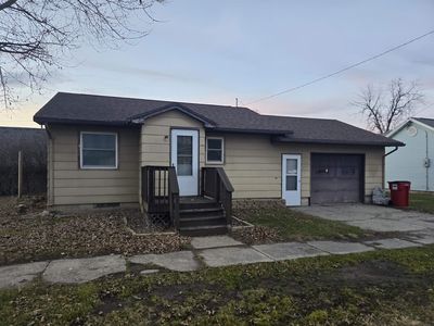 204 Larrabee St, Clermont, IA, 52135