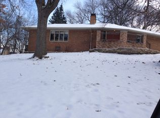 3211 Wakonda Ct, Des Moines, IA 50321